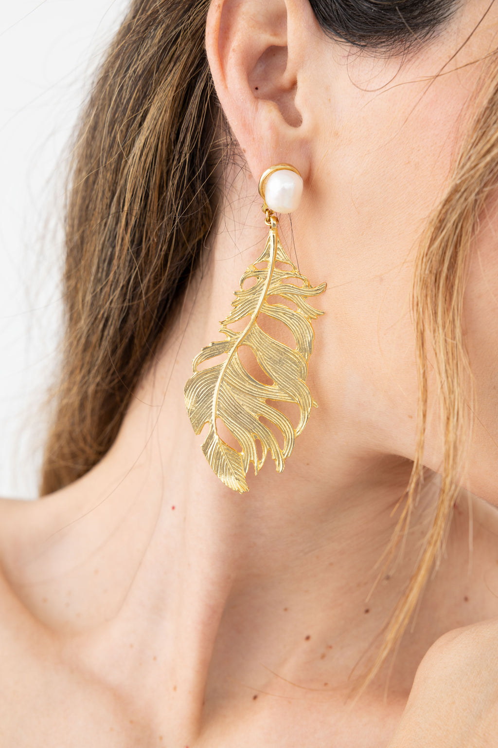 Aretes Perla Hoja Grande