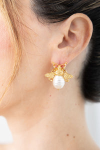 Aretes Abeja Perla Blanca