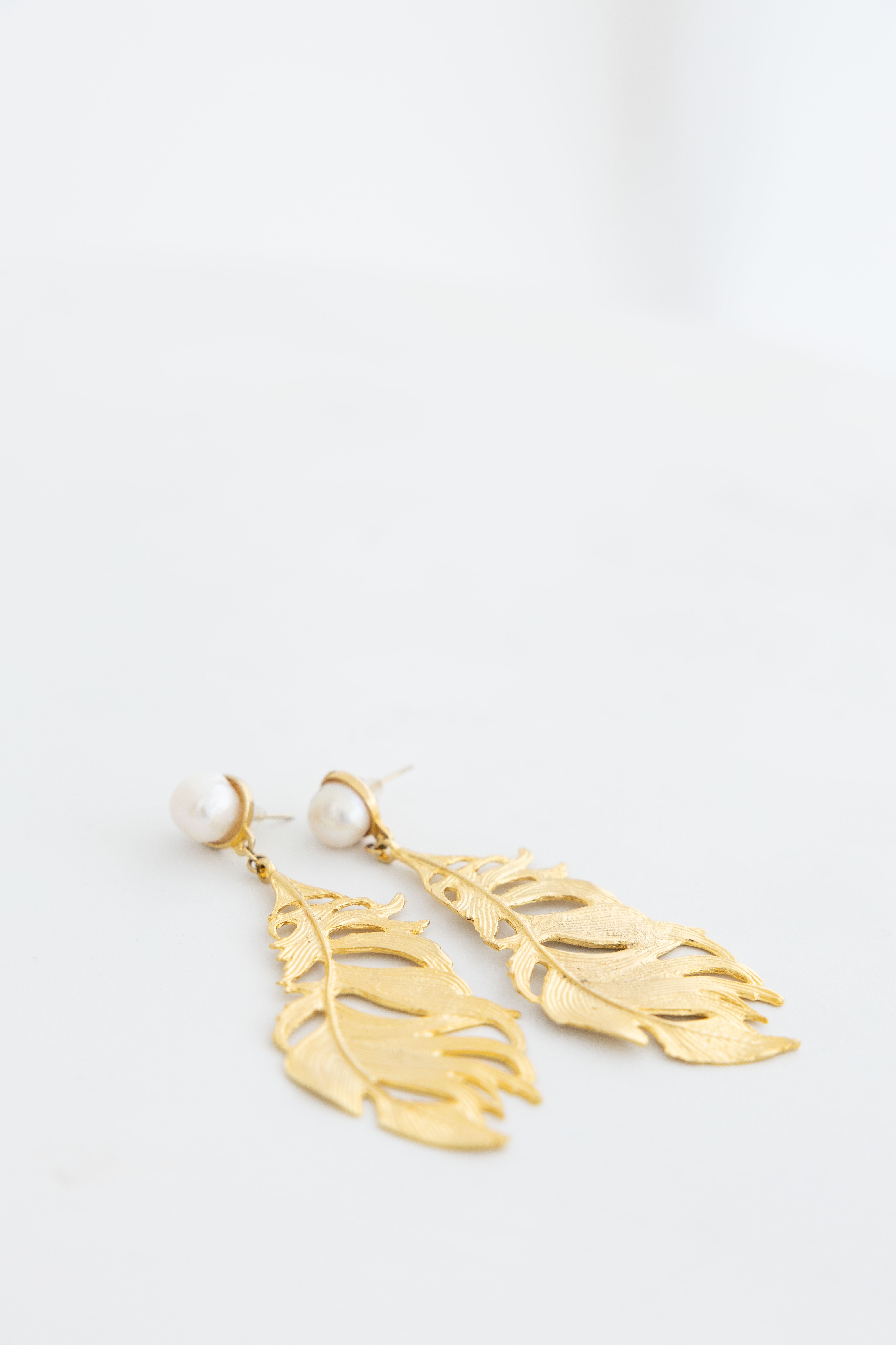 Aretes Perla Hoja Grande