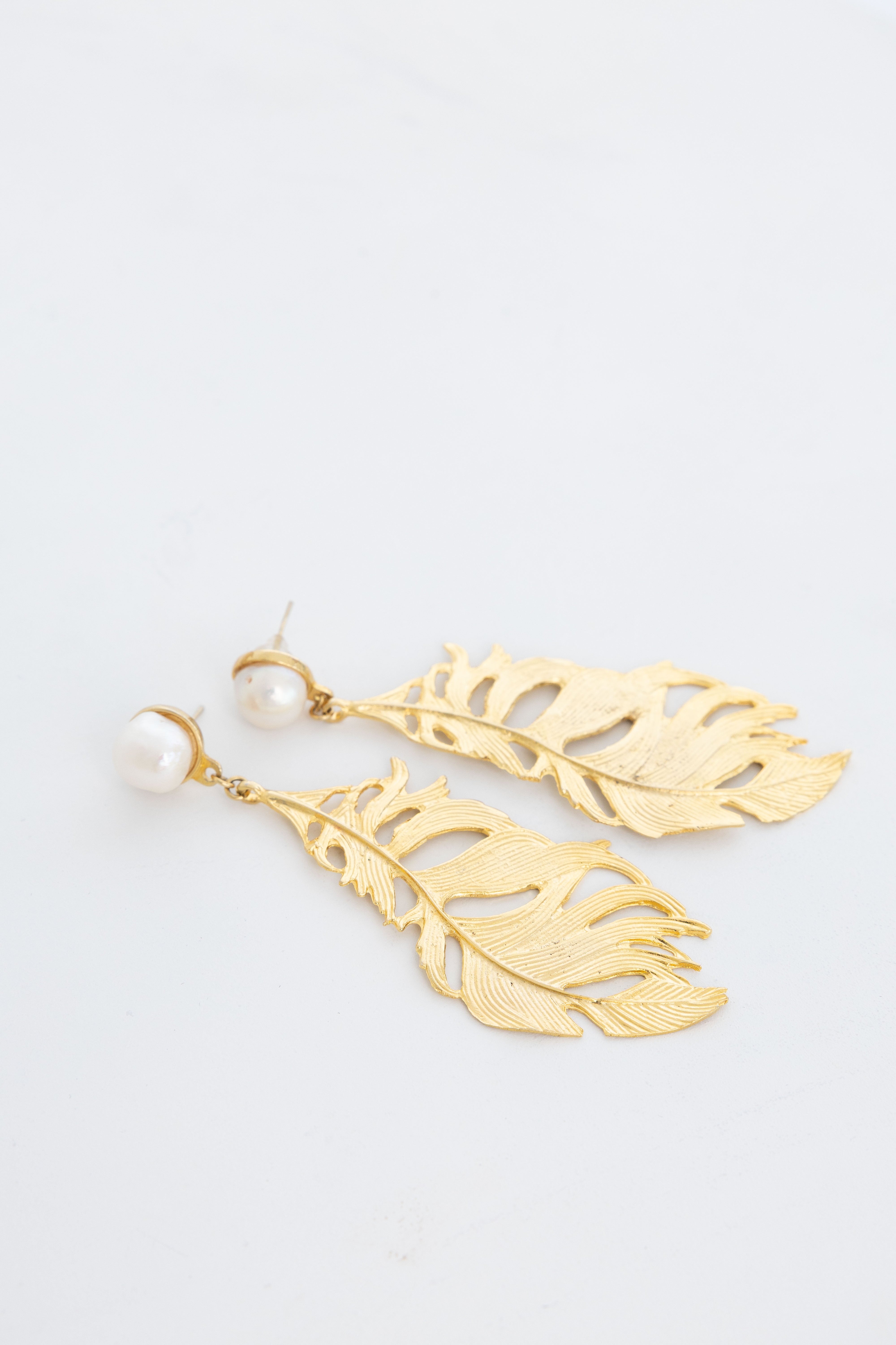 Aretes Perla Hoja Grande