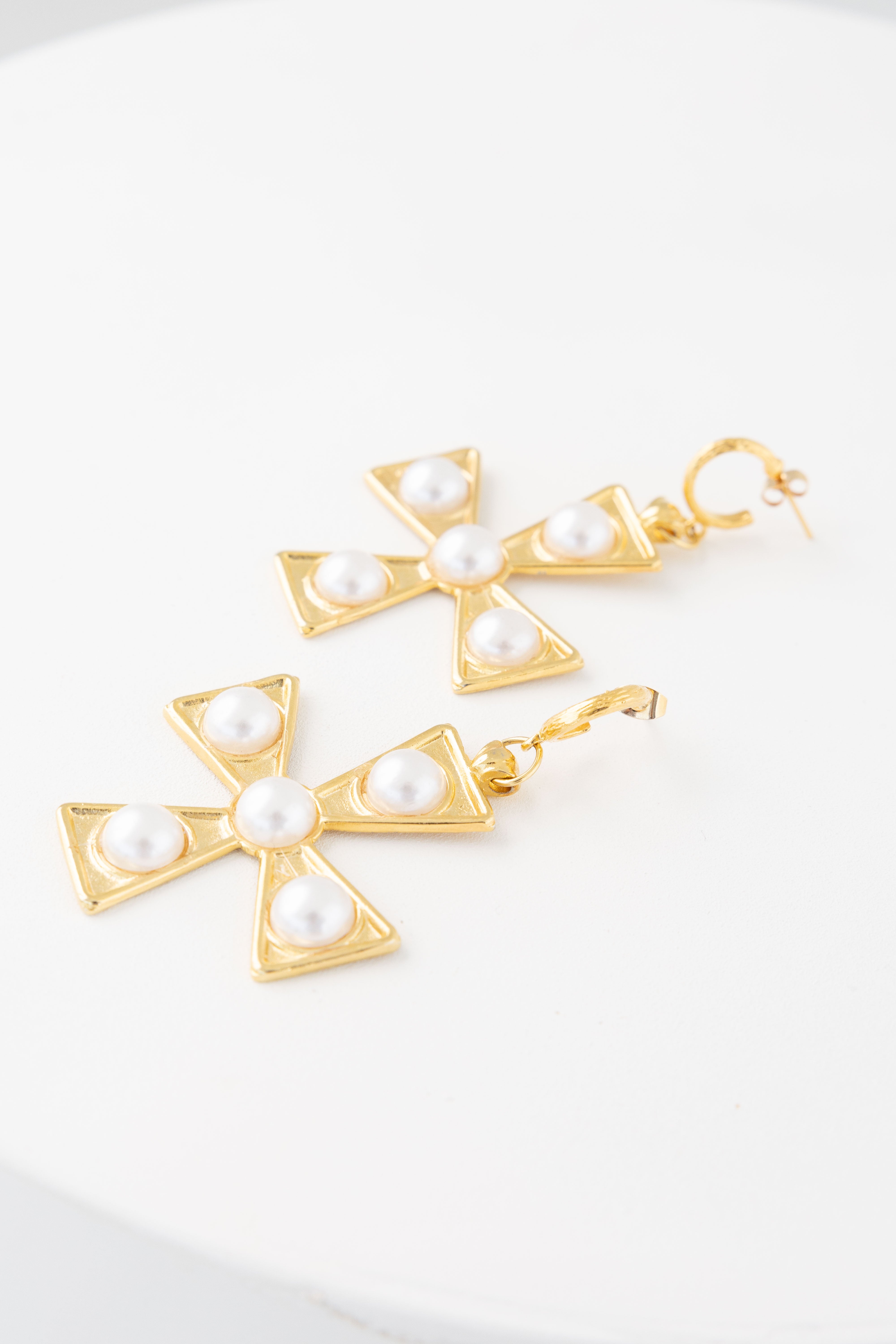 Aretes Cruz Perlas Modelo 3