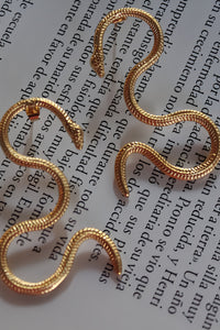 Aretes Serpiente Grande Gold