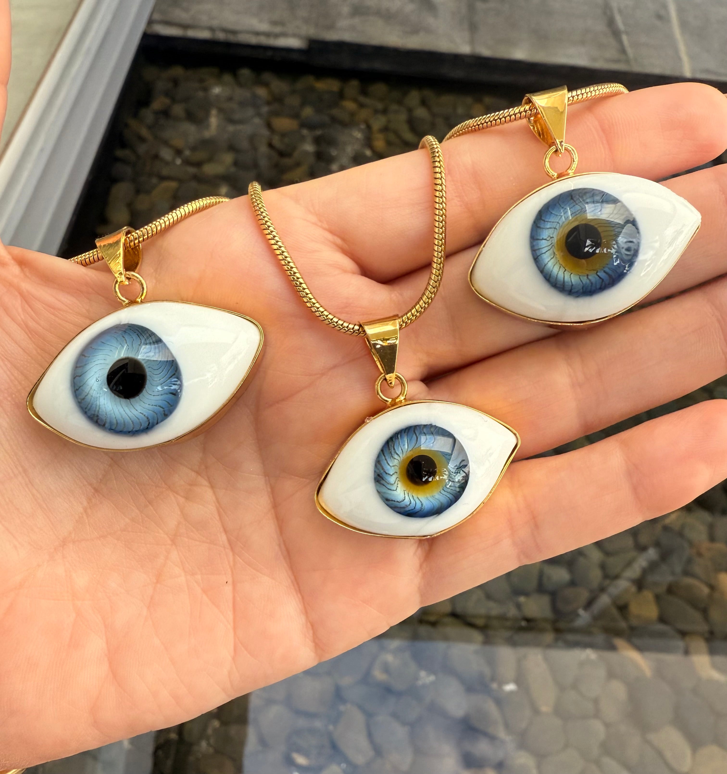 Collar Ojo Jumbo