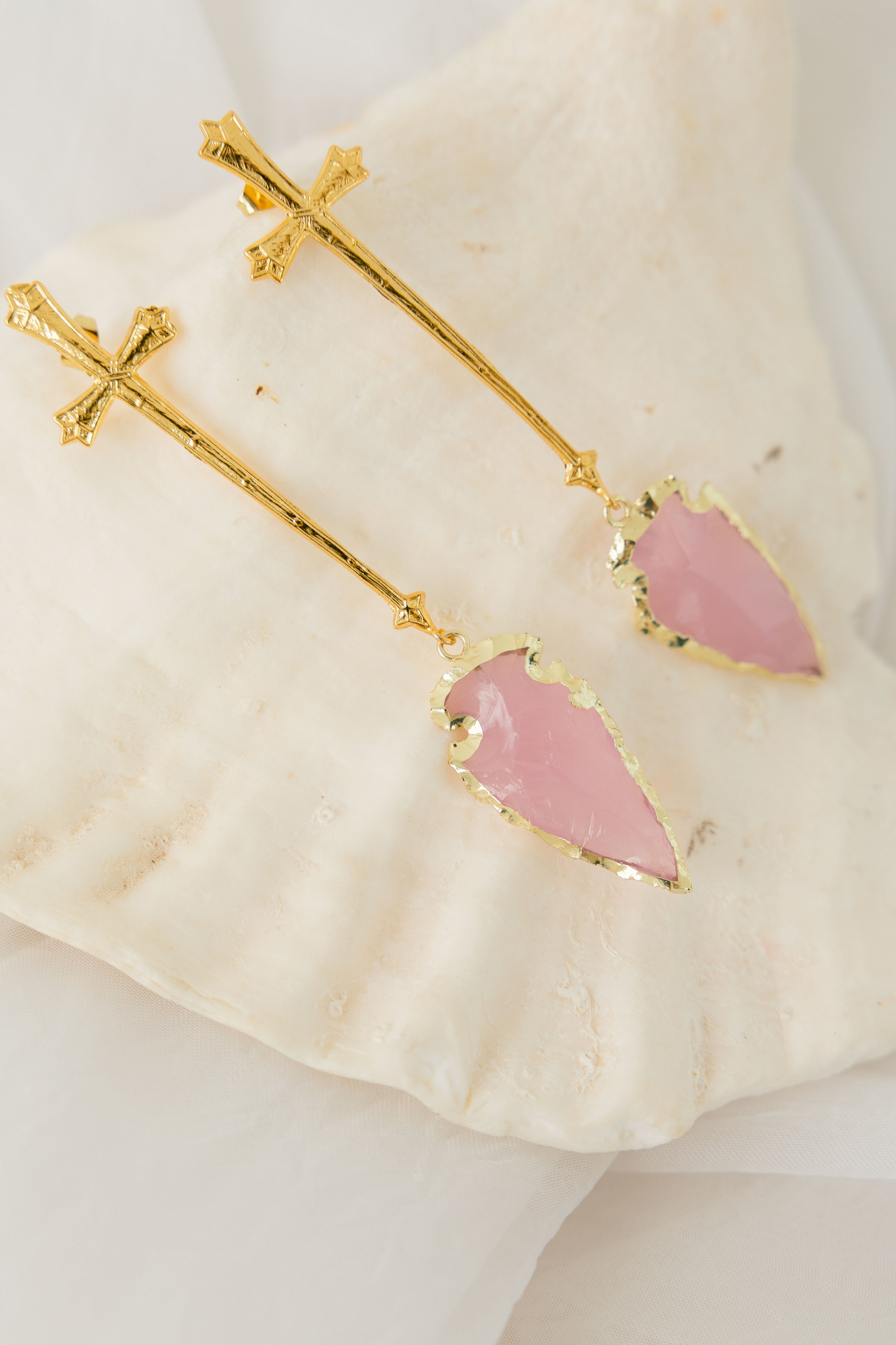 Aretes Cruz Flecha Rosa