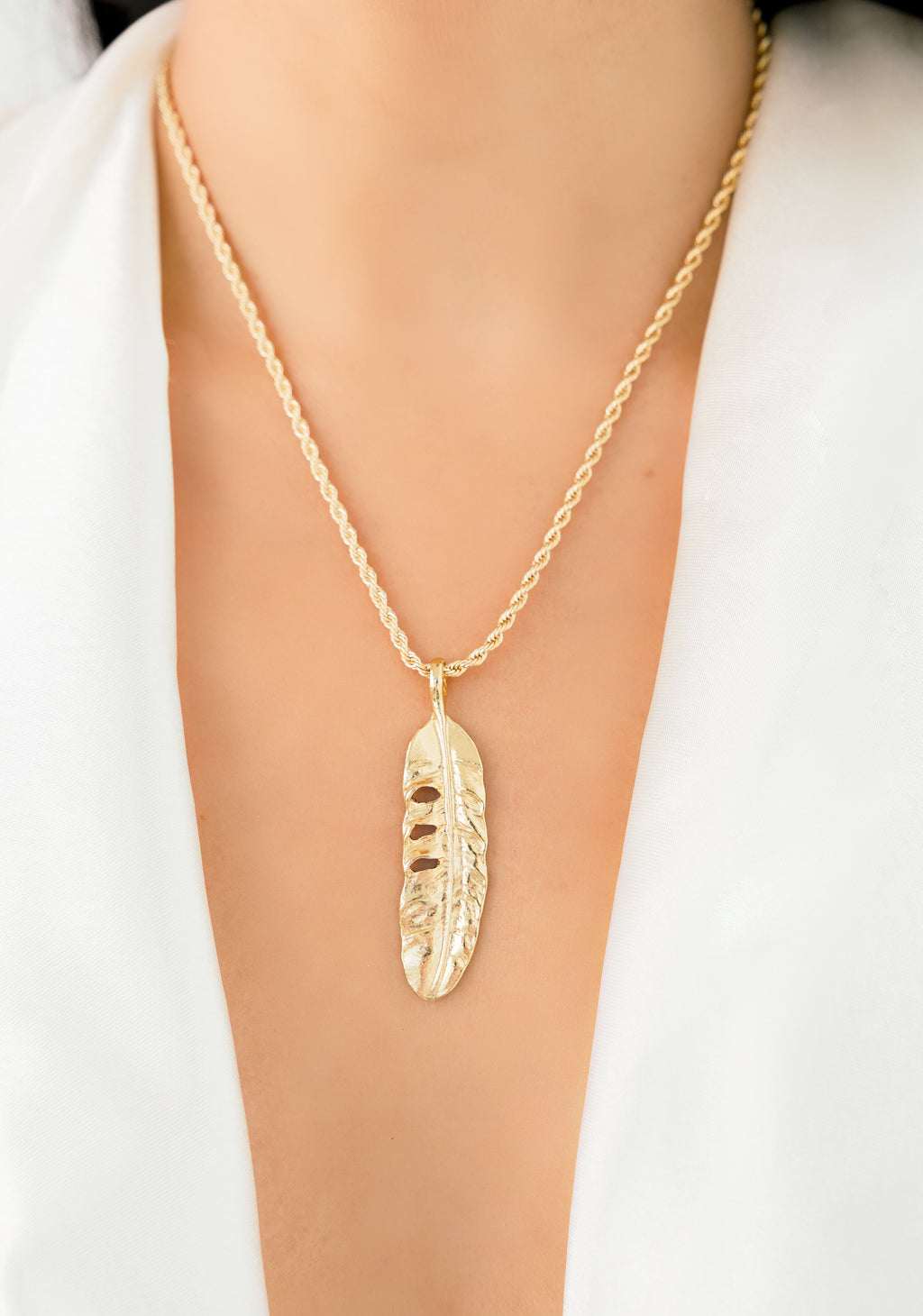 Collar Pluma del Sol