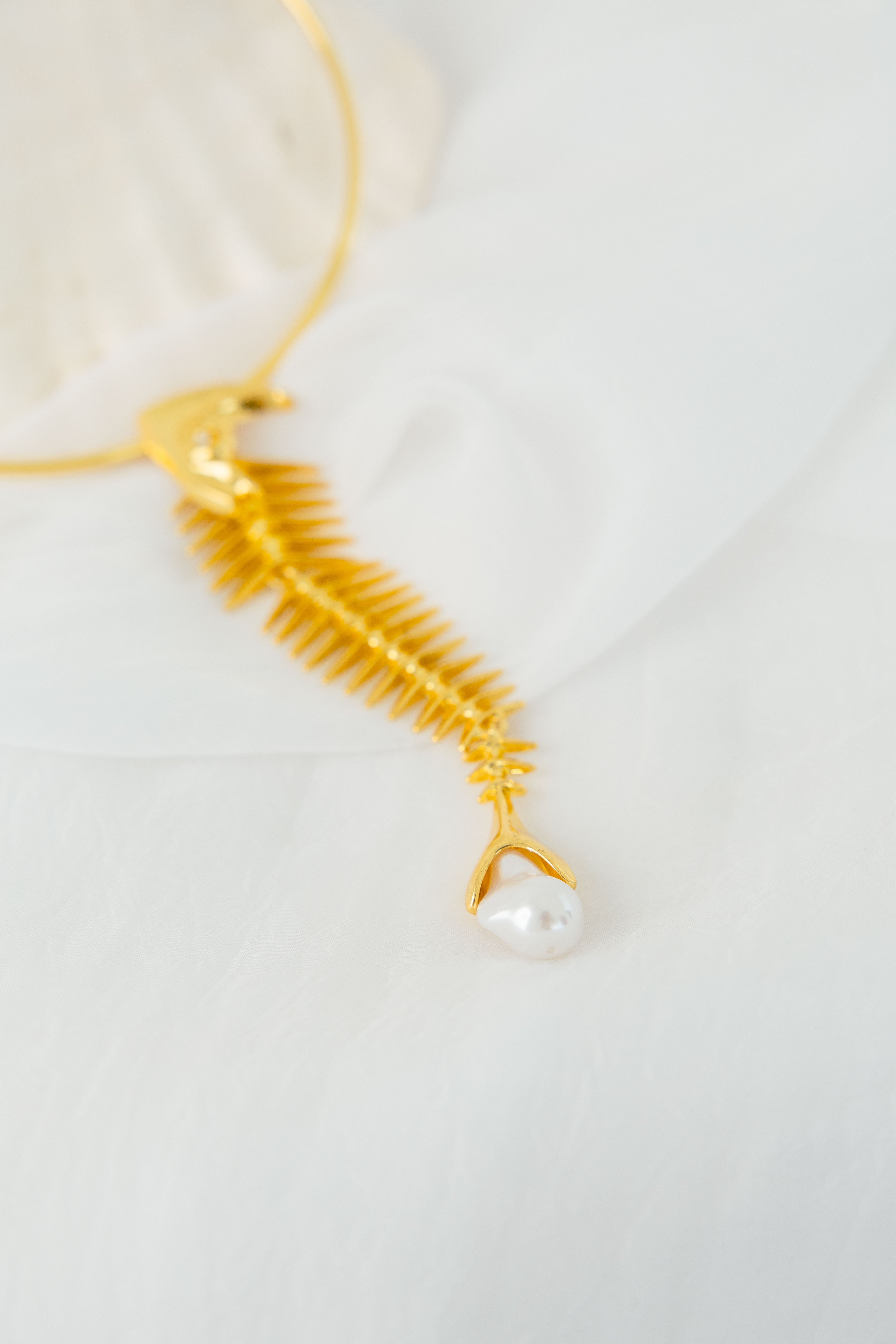 Collar “Golden Fishbone”