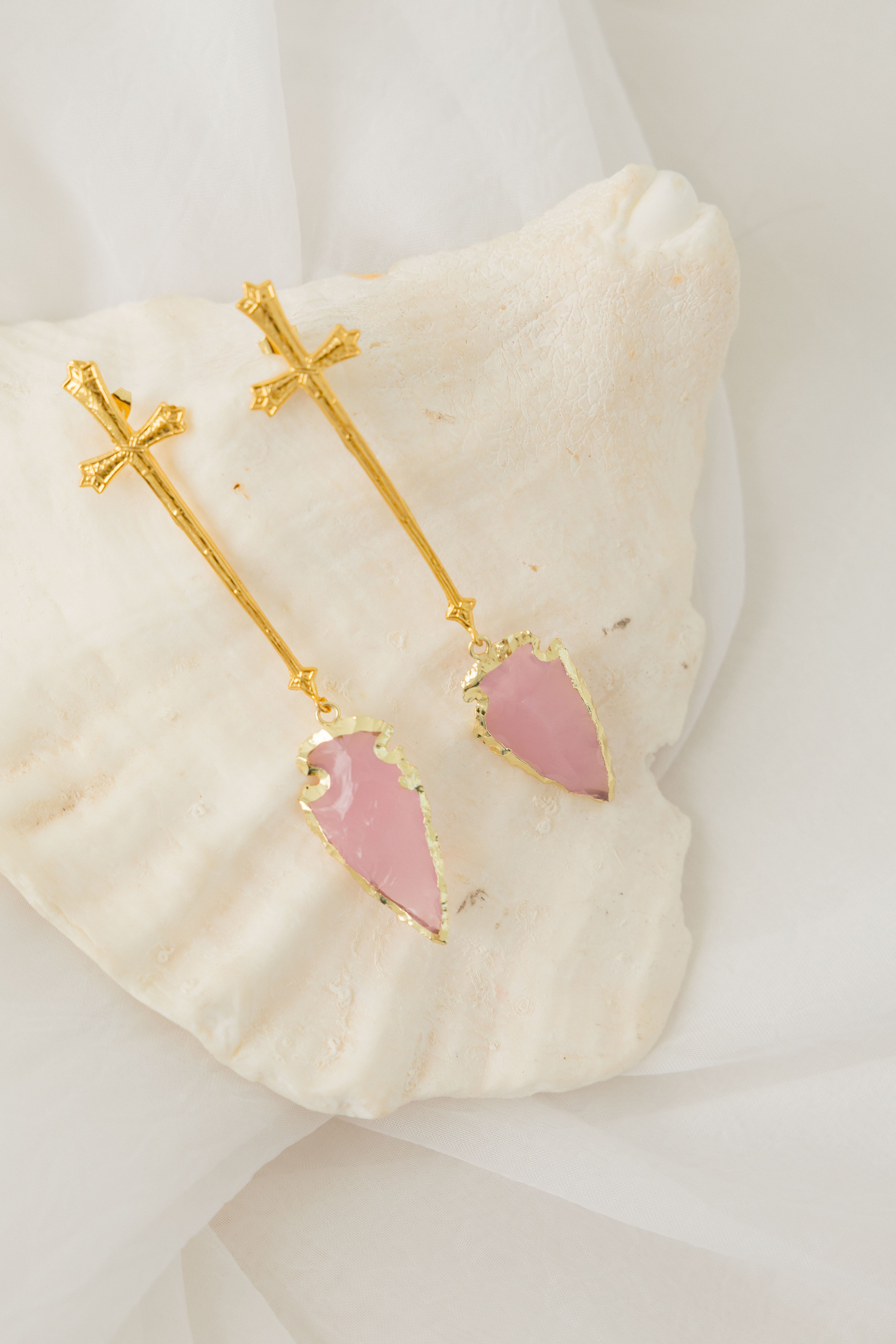 Aretes Cruz Flecha Rosa