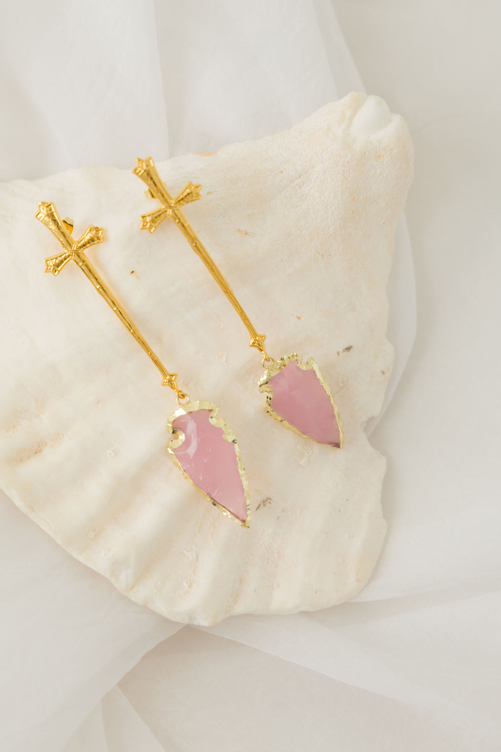 Aretes Cruz Flecha Rosa