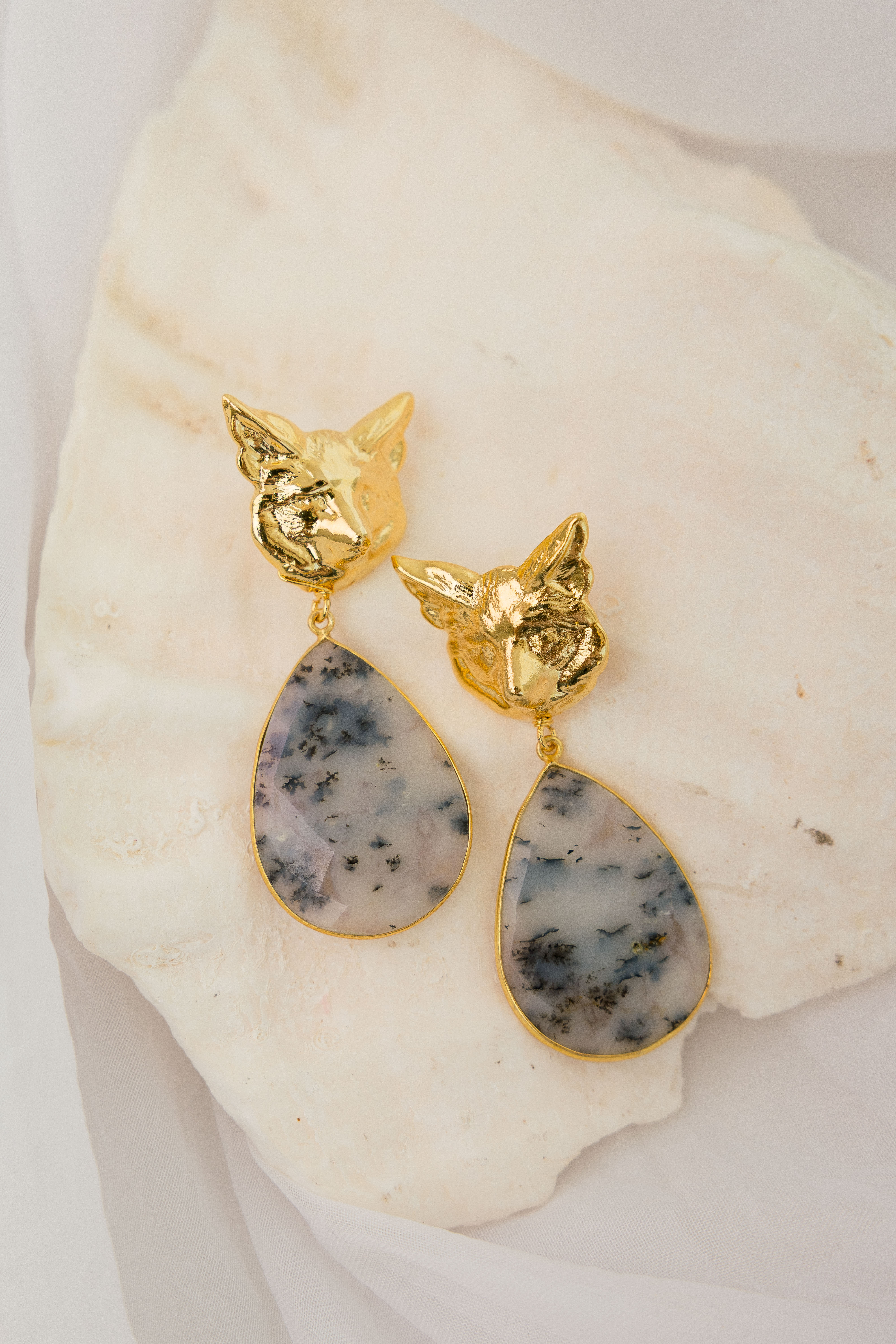 Aretes Lobo Ágata Dentrica