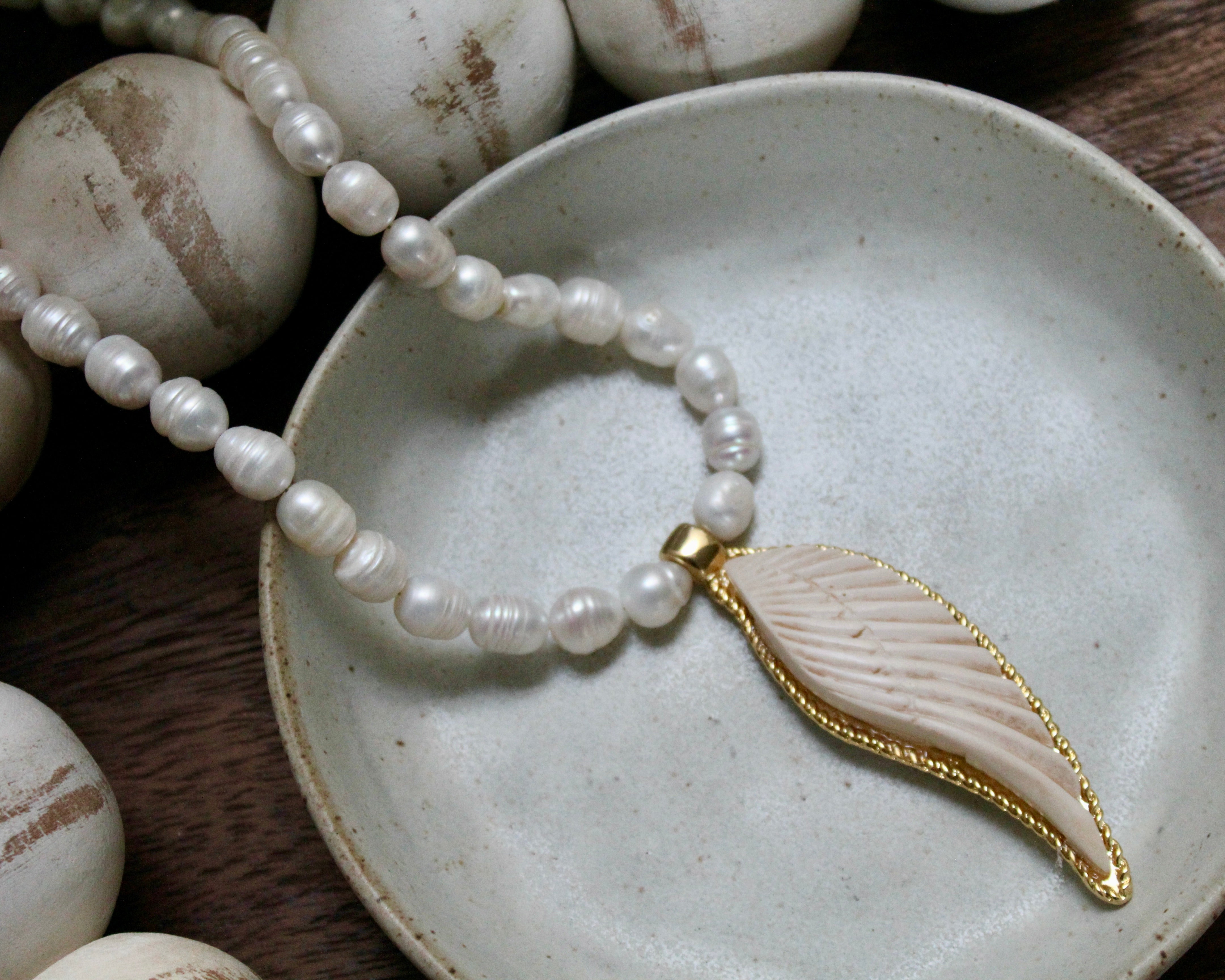 Collar Perlas Ala Marfil