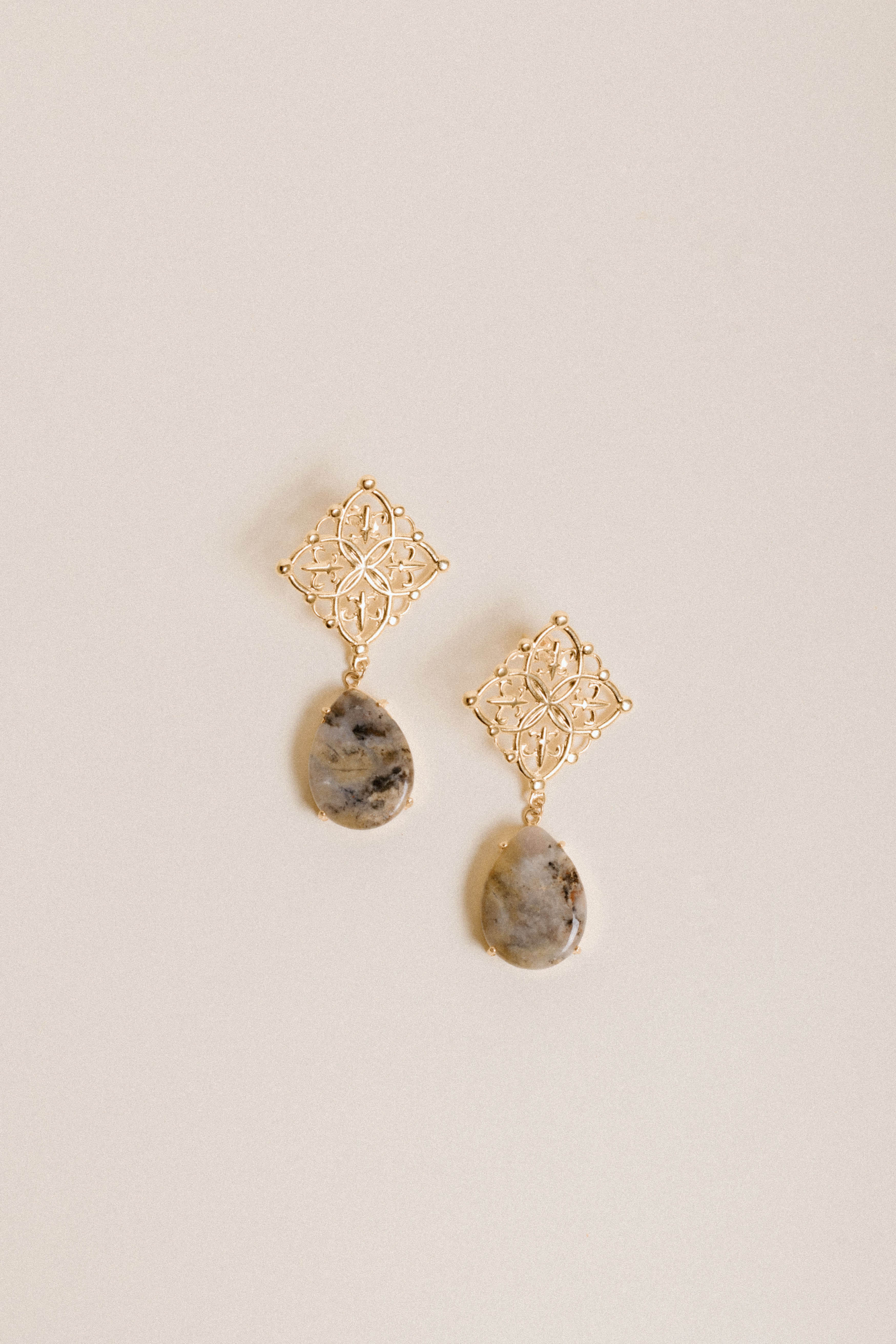 Aretes Nudo Agata